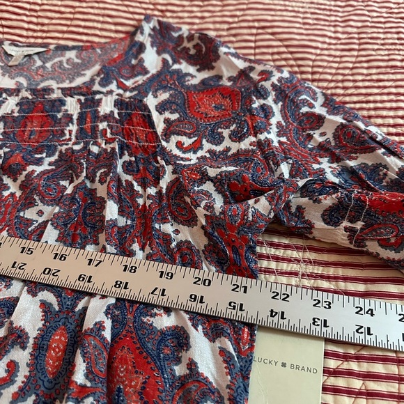 Lucky Brand Ikat Scroll design top shirt blouse size Large L New with tag - Picture 8 of 9